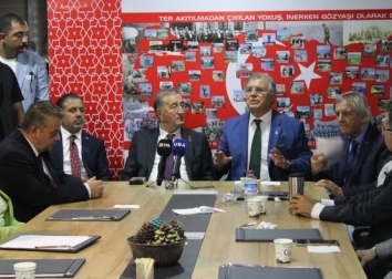 Yeniden Refah Partisi Genel Başkan Vekili Sayın Prof.Dr.Doğan Aydal'ın partimize ziyareti.
