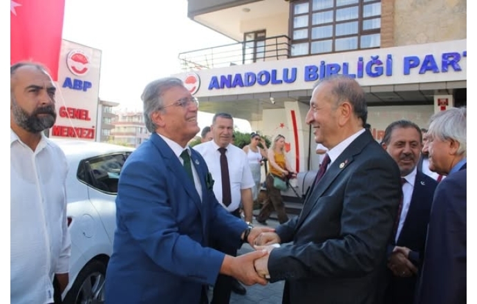 Yeniden Refah Partisi Genel Başkan Vekili Sayın Prof.Dr.Doğan Aydal'ın partimize ziyareti.